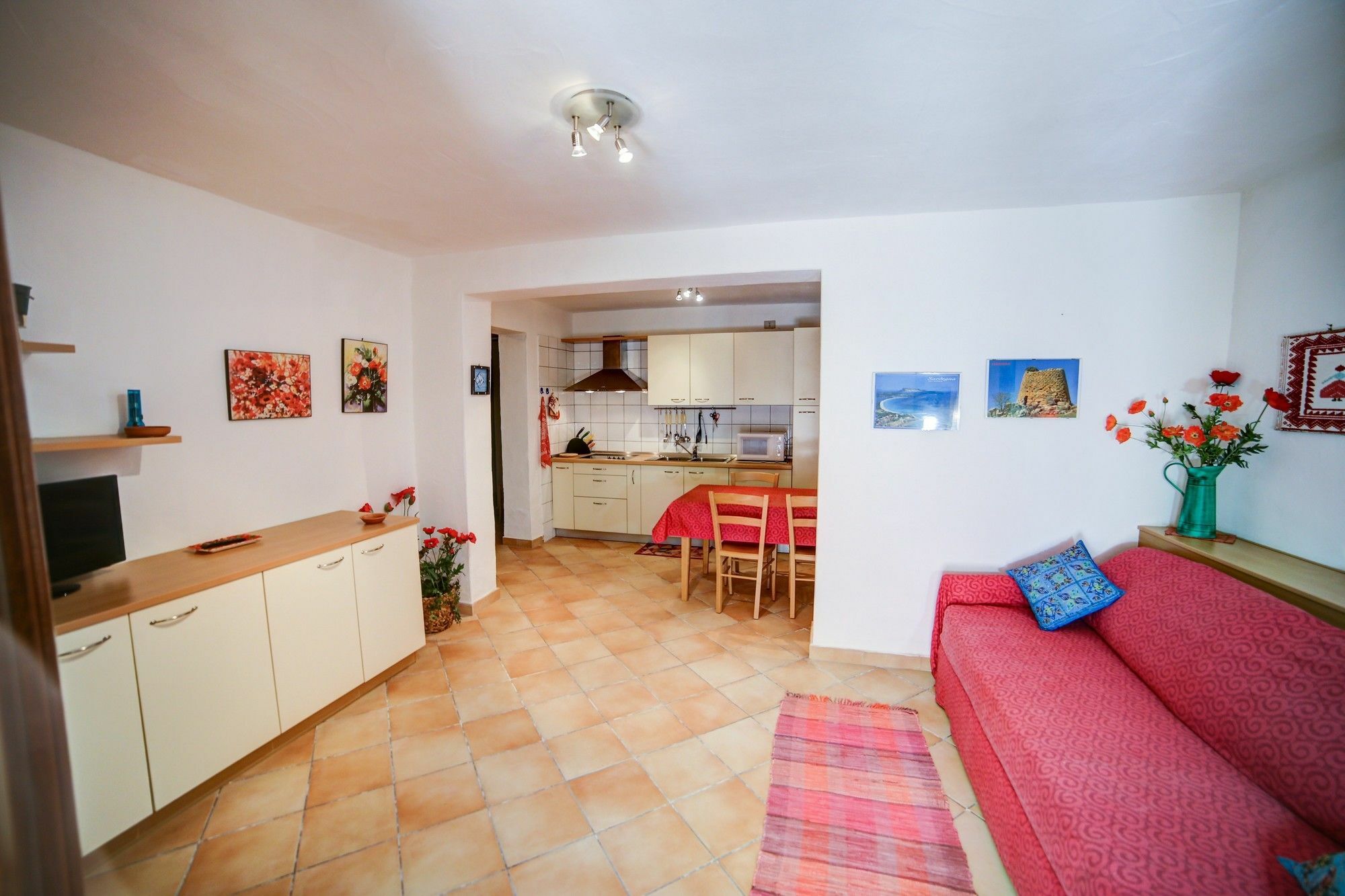 Delia Apartments San Teodoro  Eksteriør billede